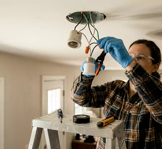Professional Light Socket Replacement: Your Local Fixture Repair Team in Kennewick, WA